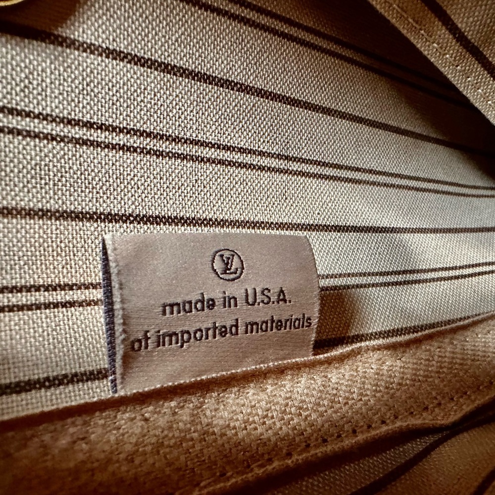 The Neverfull MM Tote - Picture 2 of 10